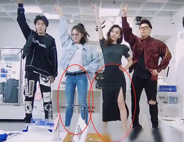 赵今麦跟杨颖站一起,看看两人的腿,就知道少女跟辣妈的区别_网易订阅