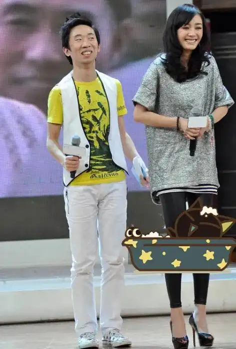 杨幂167cm杨迪173cm关掉滤镜后真实身高差距让人惊讶