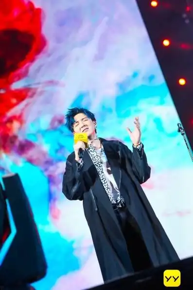 大型宠粉现场摩登兄弟yy粉丝嘉年华连唱7首回馈粉丝