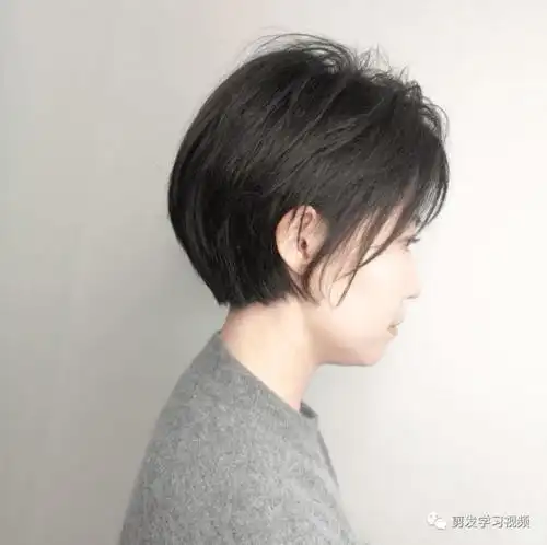 波波头耳朵露出来才时髦40款