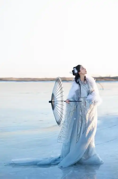 古力娜扎经典古装造型欣赏(被穿古装的娜扎惊艳到了)(8)