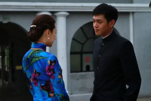 新雪豹张若昀微博爱自黑获封张弃疗