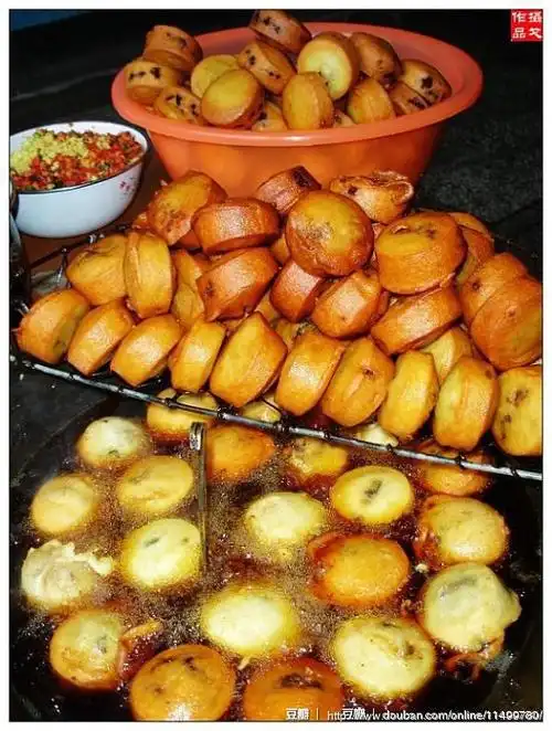 家乡特产,小时候经常吃的油粑粑!