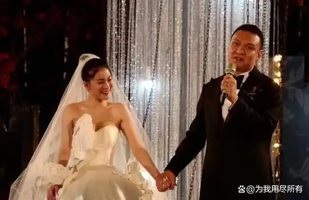 参加好声音没夺冠,转身嫁给爱奇艺总裁,34岁的她成了人生赢家