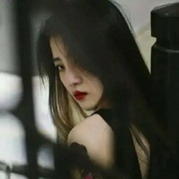 你的美貌惊艳了时光高冷·气质·女生头像:要努力做一个可爱的人微信