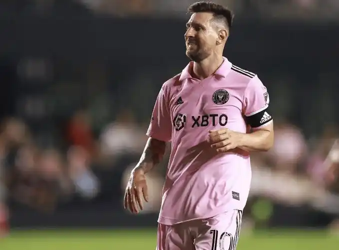 米兰体育资讯葡萄牙名帅穆里尼奥却罕见地称赞了阿根廷球星莱昂内尔