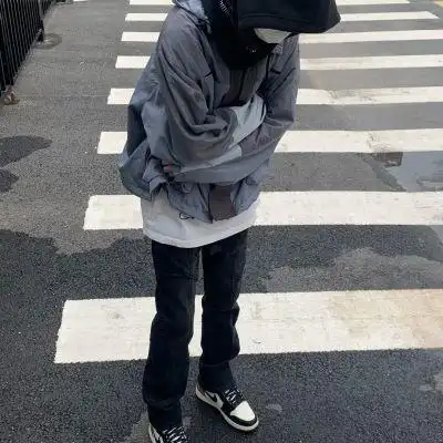 口罩男生侧脸帅气的真人头像