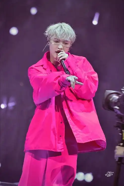 张艺兴krump之王##微博之夜##张艺兴舞台王者