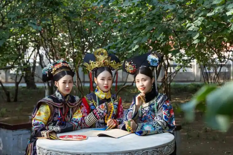 故宫拍照后宫三巨头