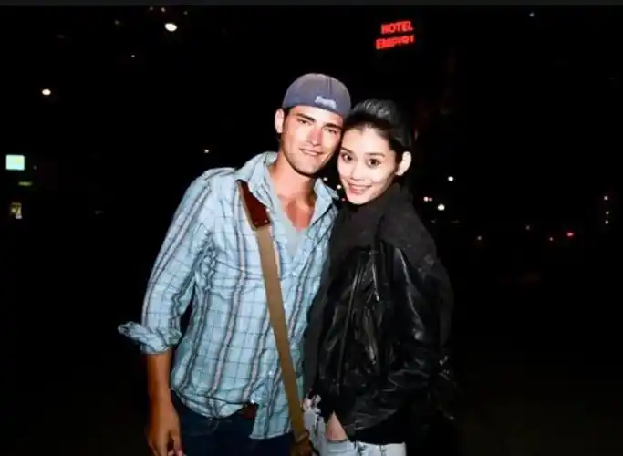 搬原来奚梦瑶前男友szd帅