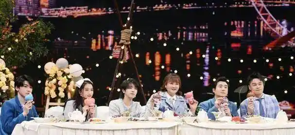 原创王牌6收官关晓彤给王牌成员评分沈涛优秀华晨宇不合格