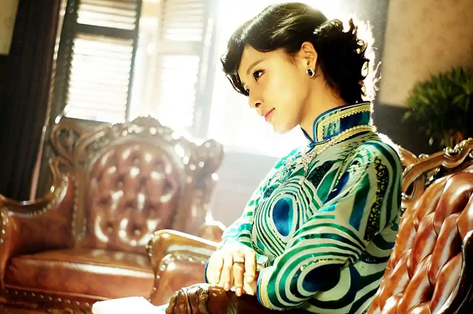 组图:《劫中劫》郭晓冬贾青情迷上海滩_高清图集_新浪网