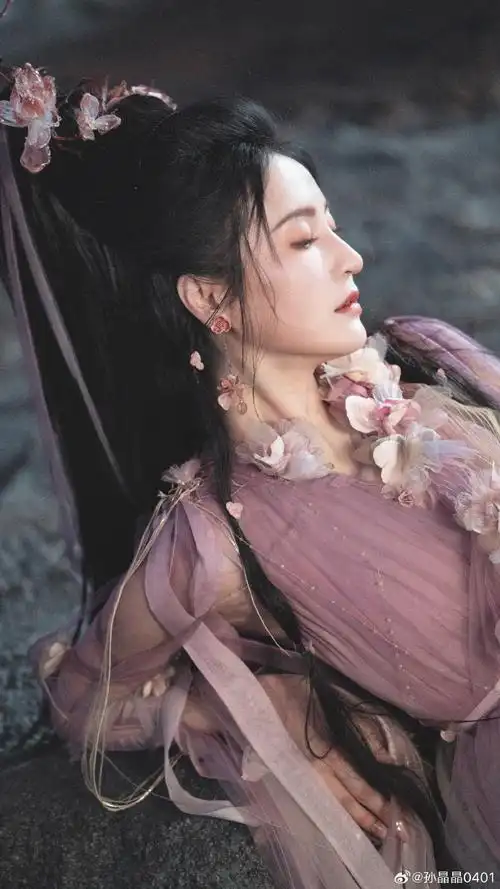 临江仙大结局#我是红莲,邀请小临通随我出战,今晚就当我还你的人情