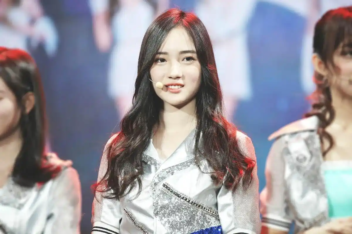 赵嘉敏:雪藏五年出场就是王炸 赵嘉敏,曾力压鞠婧祎获得snh48总选第一