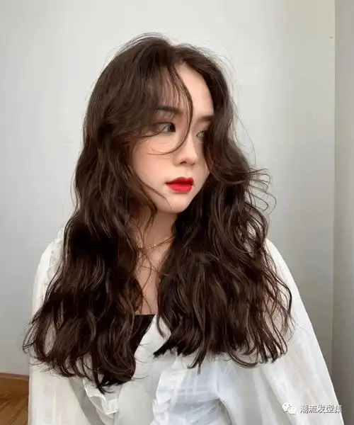 2021发型烫一烫,染一染,才够美!