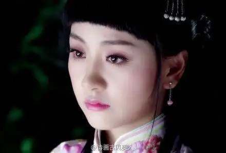 《情定三生》【顾知夏】原名沈凌雪,是督军.