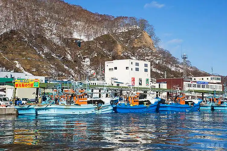 日本_北海道_岛屿_渔港_渔船_高清图片_全景视觉