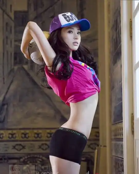 董璇状告京城皮肤病医院索赔12万元