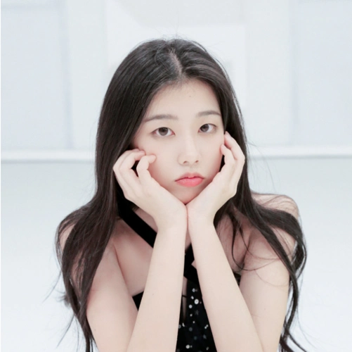 左卓翻唱梅艳芳经典女人花网友沧桑感十足