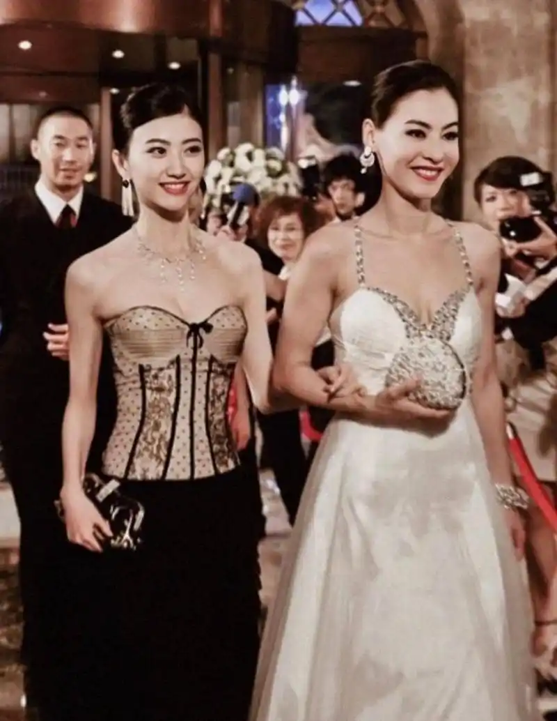 每日ai图片秀# 景甜和张柏芝是不是有点同病相怜呢?