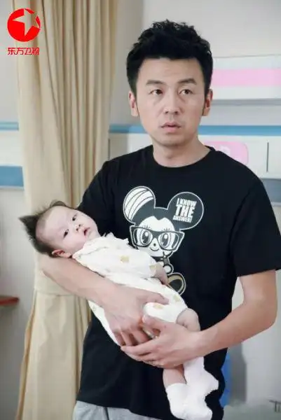 雷佳音先"孕"后《断奶》 喜迎萌爸新时代