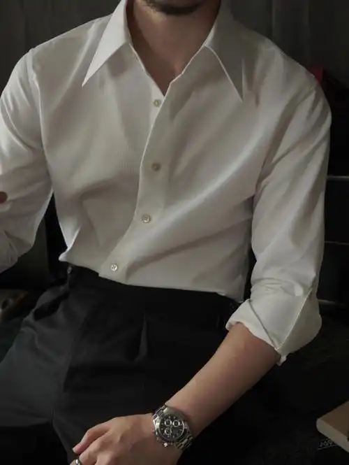 男士西装穿搭  #没衬衫怎么型  #百搭白衬衫