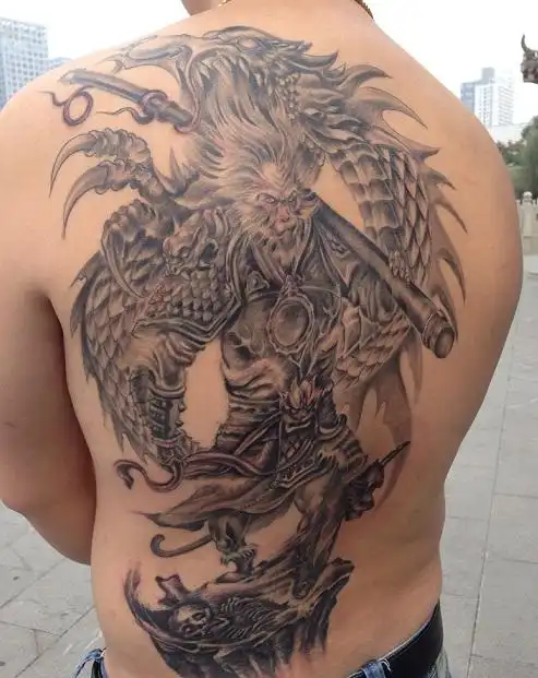 背部帅气的孙悟空纹身图案精选27
