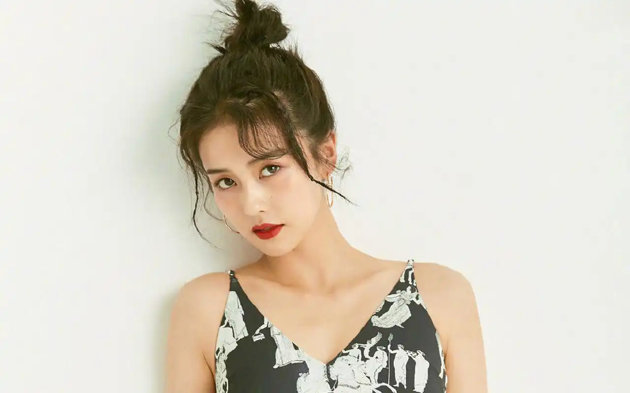 白鹿清新养眼写真图片桌面壁纸高清大图预览1920x1200_大陆明星下载_