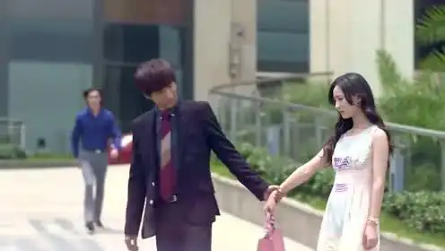 爱的阶梯:乐美执迷不悟,任由他摆布,耀辉劝阻