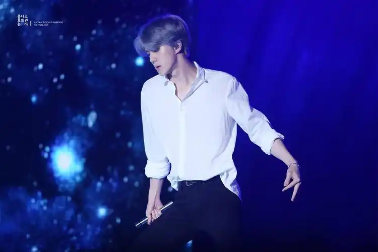 吴世勋 高清 意境 手机壁纸 电脑壁纸 【网络收图 侵权立删】