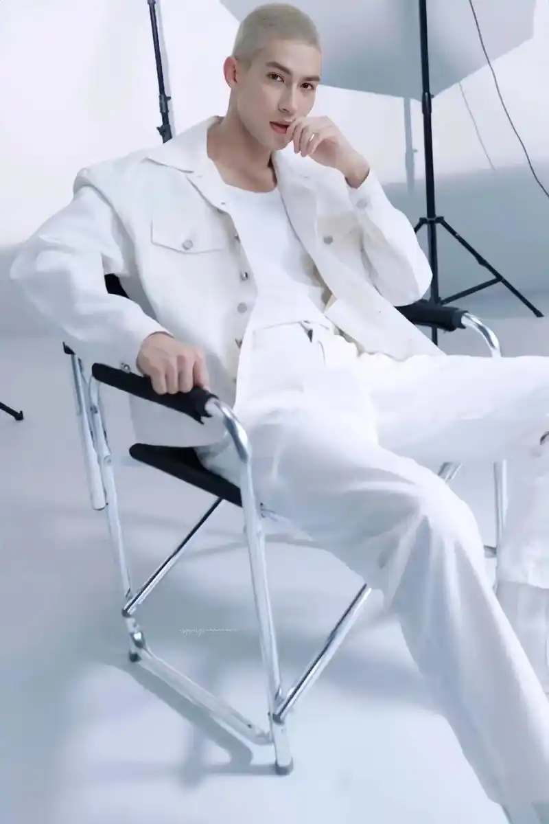 米卡翻唱鬼怪 这首歌好温柔,配上近期喜欢的#米卡  照片@ - 抖音