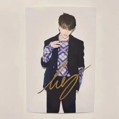 蔡徐坤亲笔签名照ikun看过来