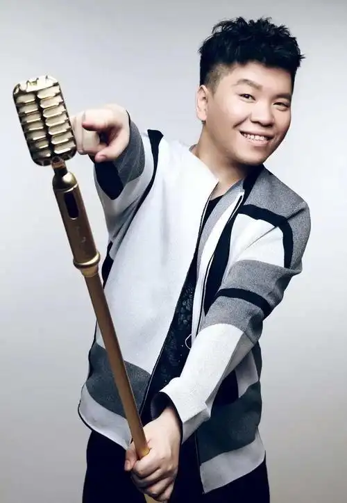 当时黄龄拿到这首歌,她不太理解这首歌的意思,常石磊和作词孟楠带着她