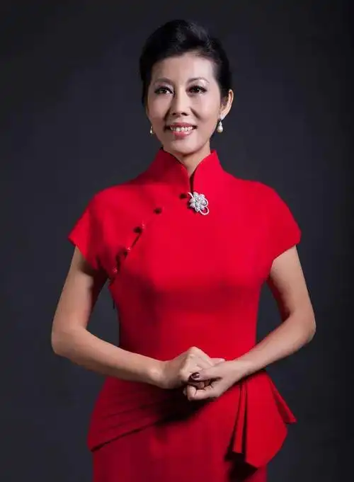 中国著名女中音歌唱家宋雪亮相南加州