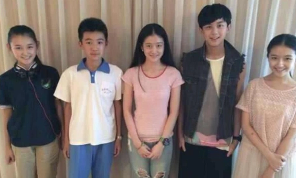 吴磊小时候的五个"女朋友",前四位红到发紫,只有她越混越差