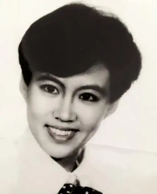 演员马丽:国家一级演员,被丈夫宠爱31年,戏红人不红也幸福