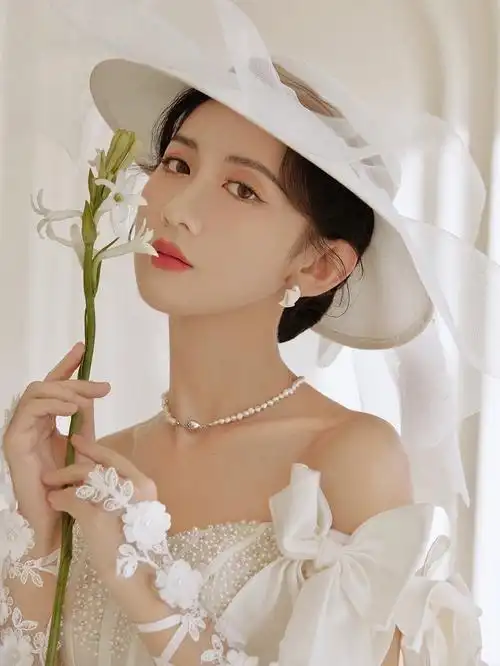 花笙纪|"依旧"喜欢女生单人婚纱照～