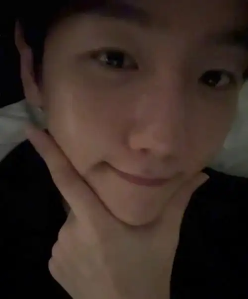 边伯贤直播##边伯贤