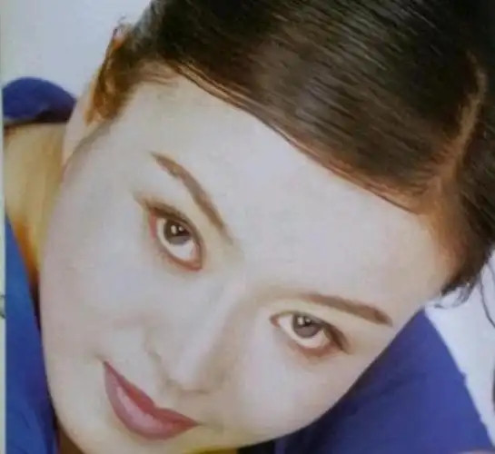 丁嘉丽:两段婚姻伤人伤己,对不起一对儿女,今潜心向佛淡然老去