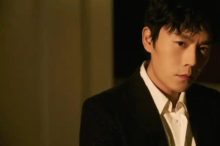 放弃阔太生活,让庾澄庆念念不忘,55岁的伊能静开始直播带货_秦昊_感情