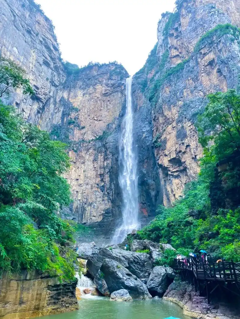 云台天瀑气势磅礴壮美云海美上央视云台山对全国免门票