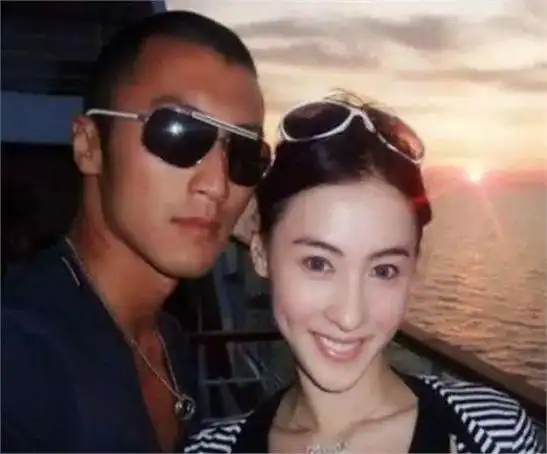 离婚12年后,再看张柏芝和谢霆锋的较量,发现他们本就不是一路人