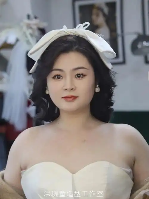 可爱胖妹妹的试妆花絮