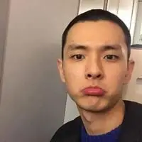 男士小平头夏季头像照片_微信头像图片大全