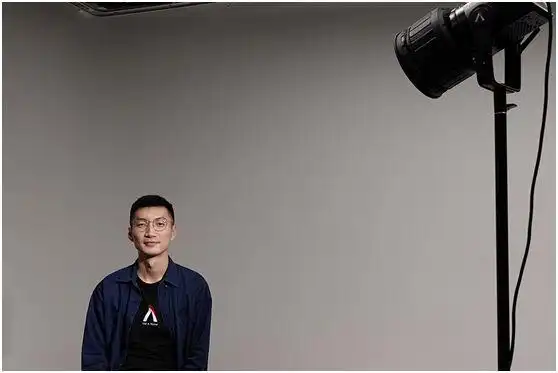 单人访谈的五种布光方法!