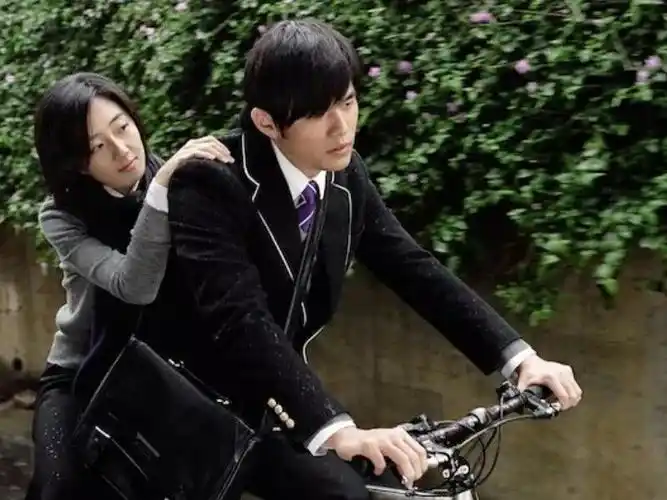 桂纶镁是怎么当上周杰伦的电影女主角的