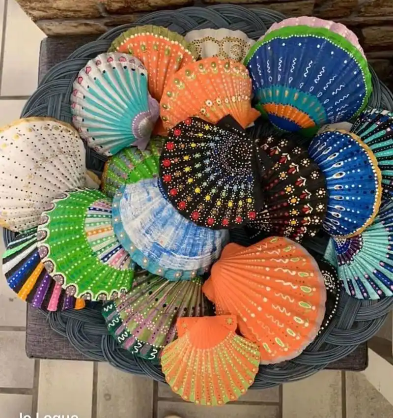 分享一组扇贝壳子手绘,可能很多人没见过这 ##diy手工制作# ##画画