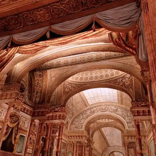 世界五大宫殿之一的凡尔赛宫,建筑雄伟壮观,浮雕精美绝伦