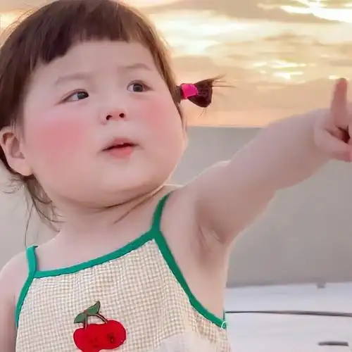 可爱小朋友头像推荐(超级可爱的宝宝萌娃头像)