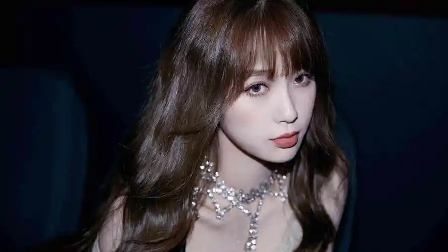 娱乐大爆料:赵丽颖,檀健次,刘诗诗,林一,虞书欣,陈星旭_冯绍峰_状态